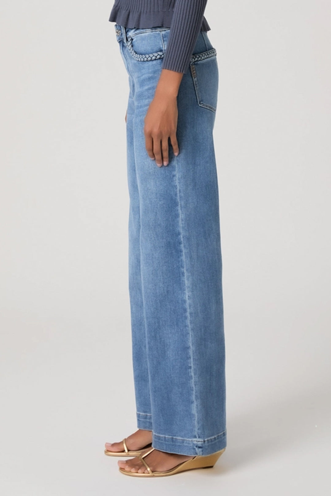 Anessa 31" Jean in Encino