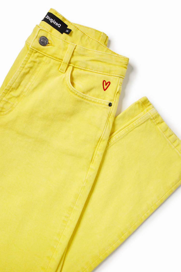 Mid-rise Straight Jeans in Lemon