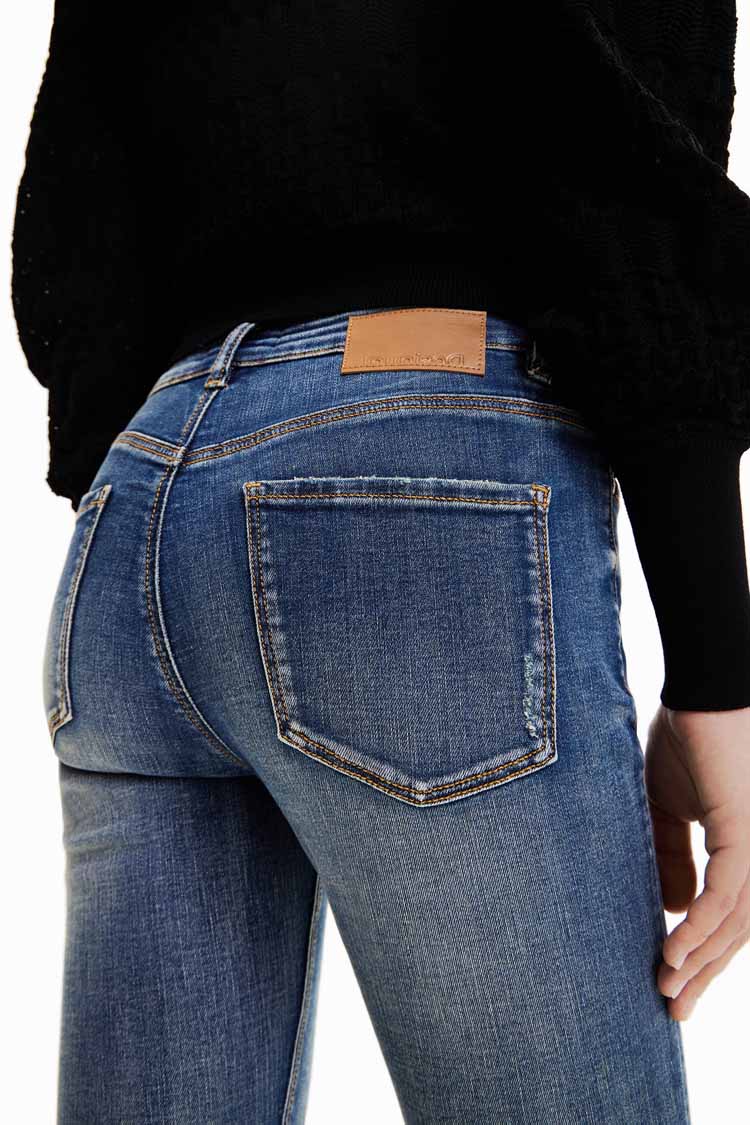 Mid-rise Stretch Skinny Jean