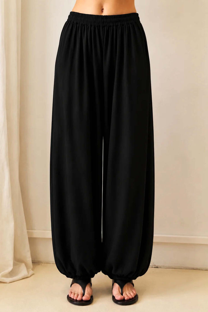 Miles Balloon Pant in Black