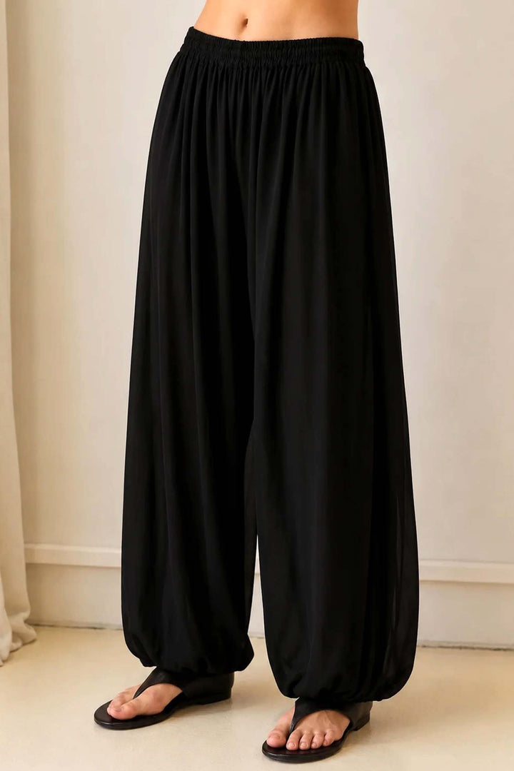 Miles Balloon Pant in Black