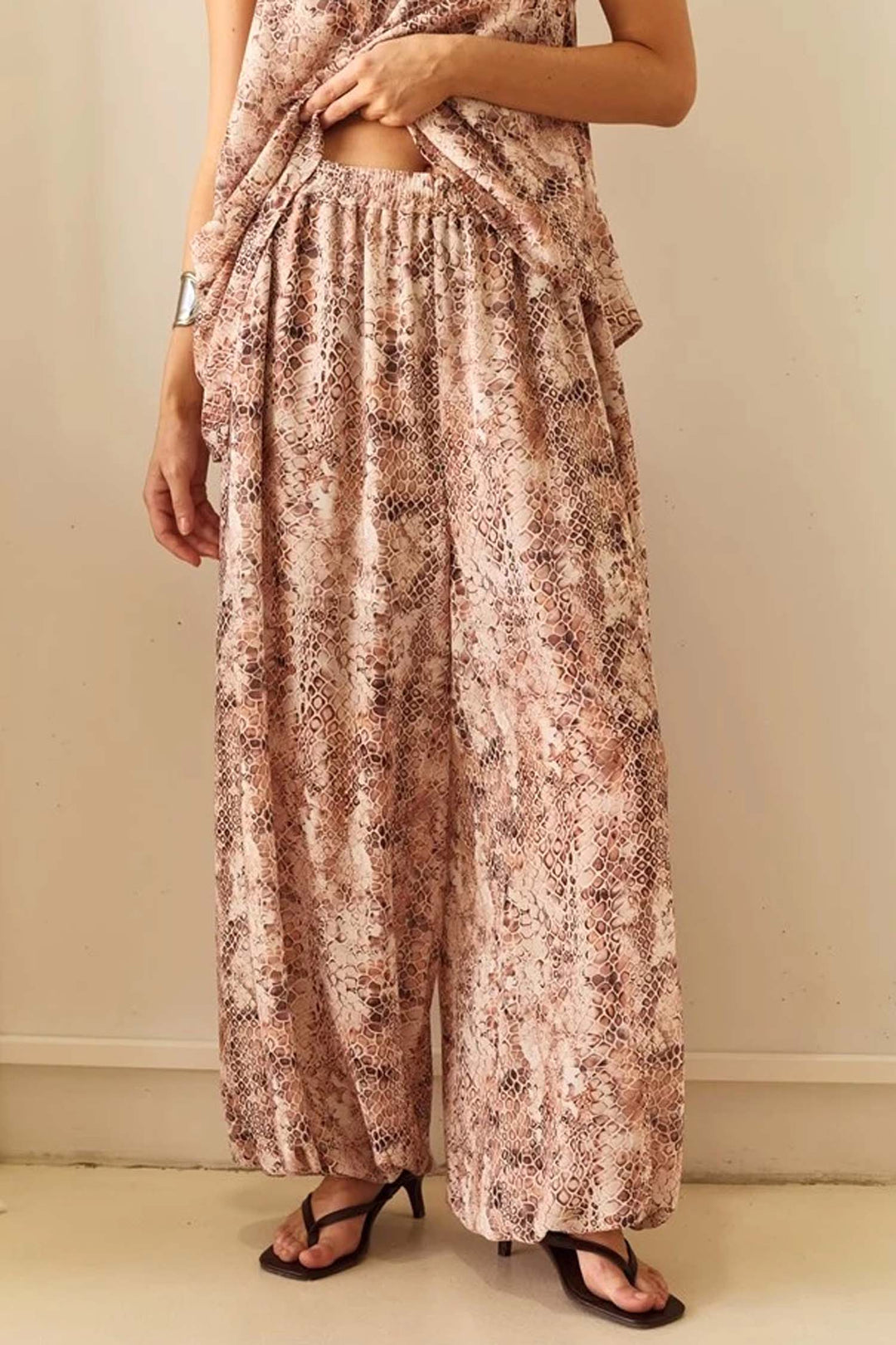Miles Balloon Pant in Snake