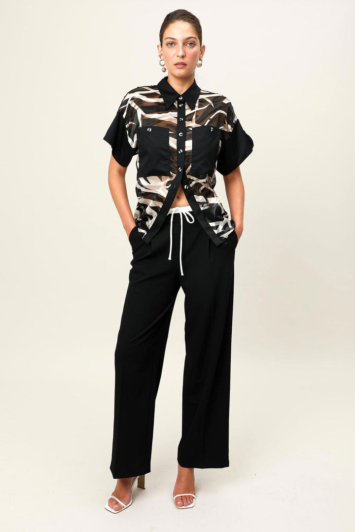 Muse Shirt in Champagne Noir