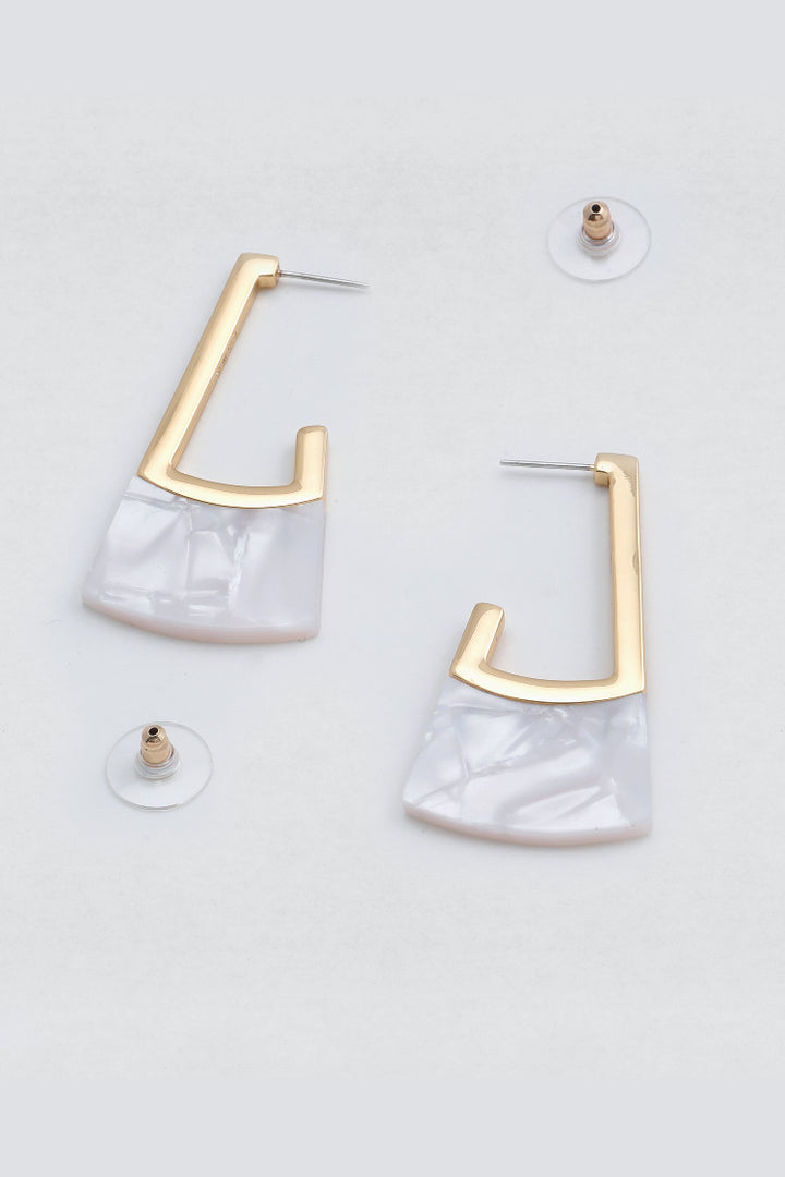 Nanu Earring in Pearlescent White