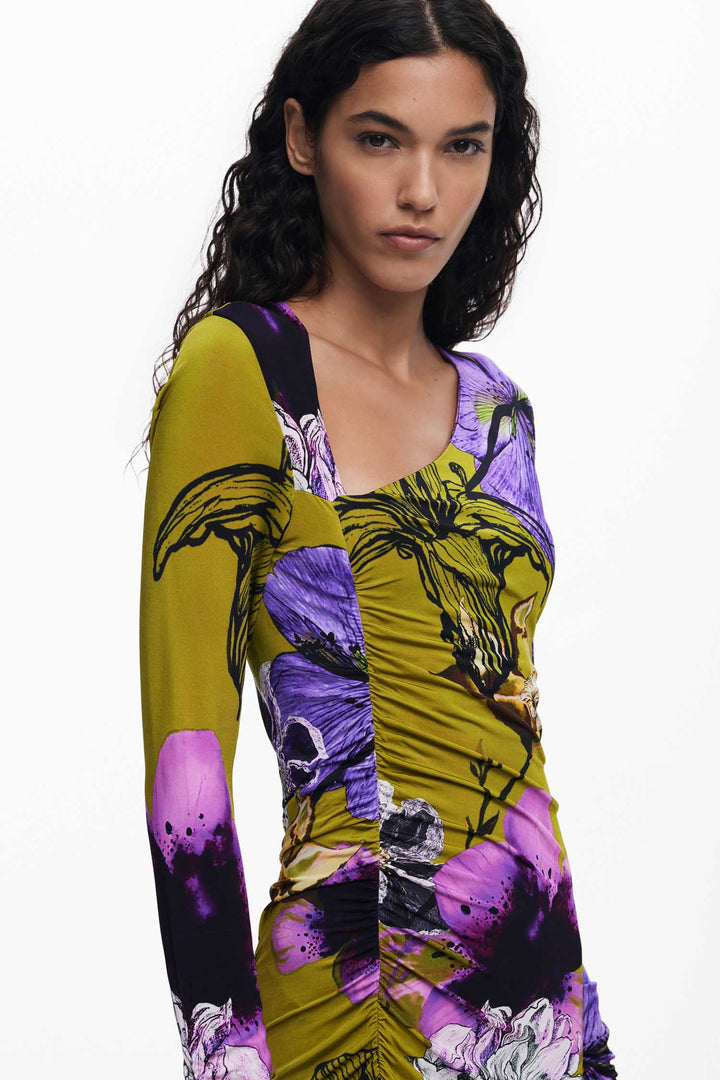 Neckline Lacroix Dress in Verde Aceituna