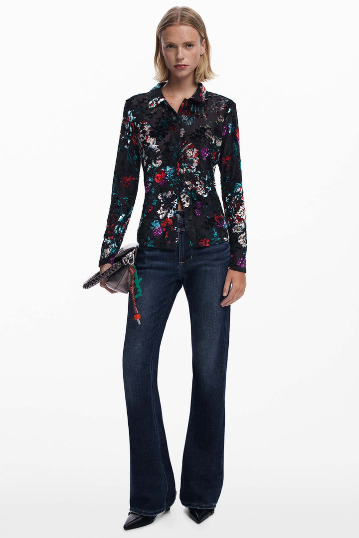 Oporto Textured Shirt in Black