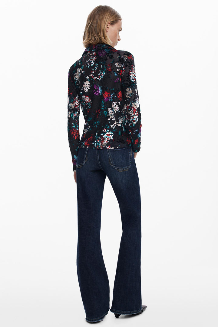 Oporto Textured Shirt in Black