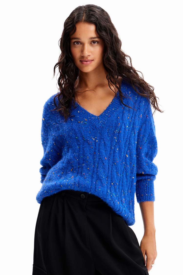 Oversize V-neck Cable Knit Pullover