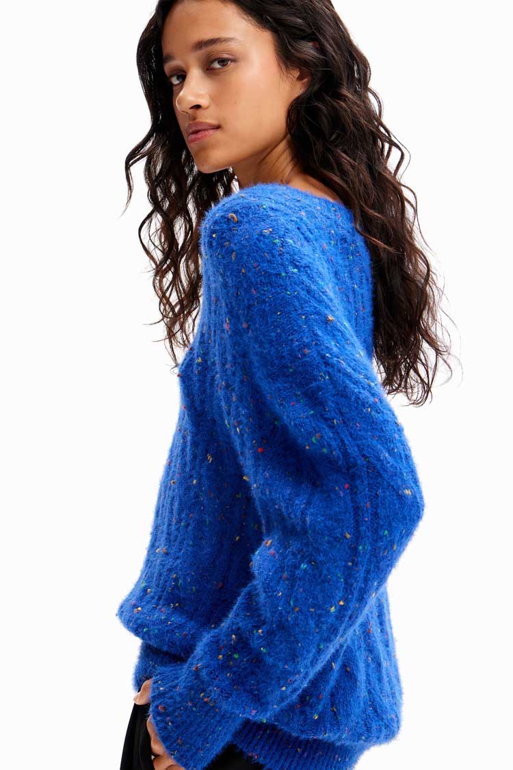 Oversize V-neck Cable Knit Pullover