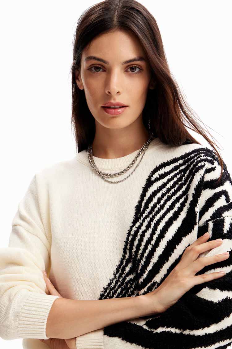 Oversize Zebra Knit Pullover