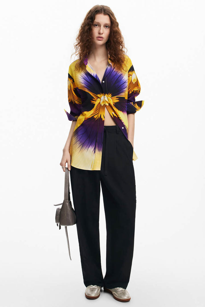 Oversized Lilium Shirt