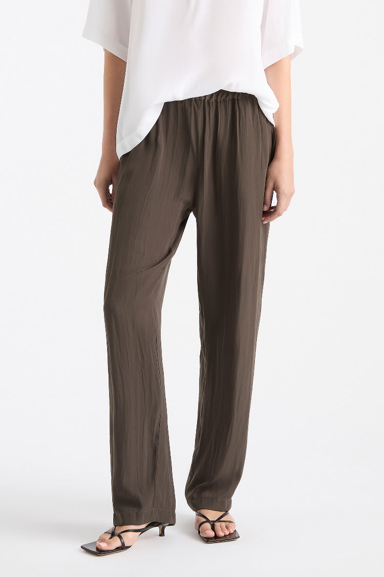 Pace Pant in Bracken