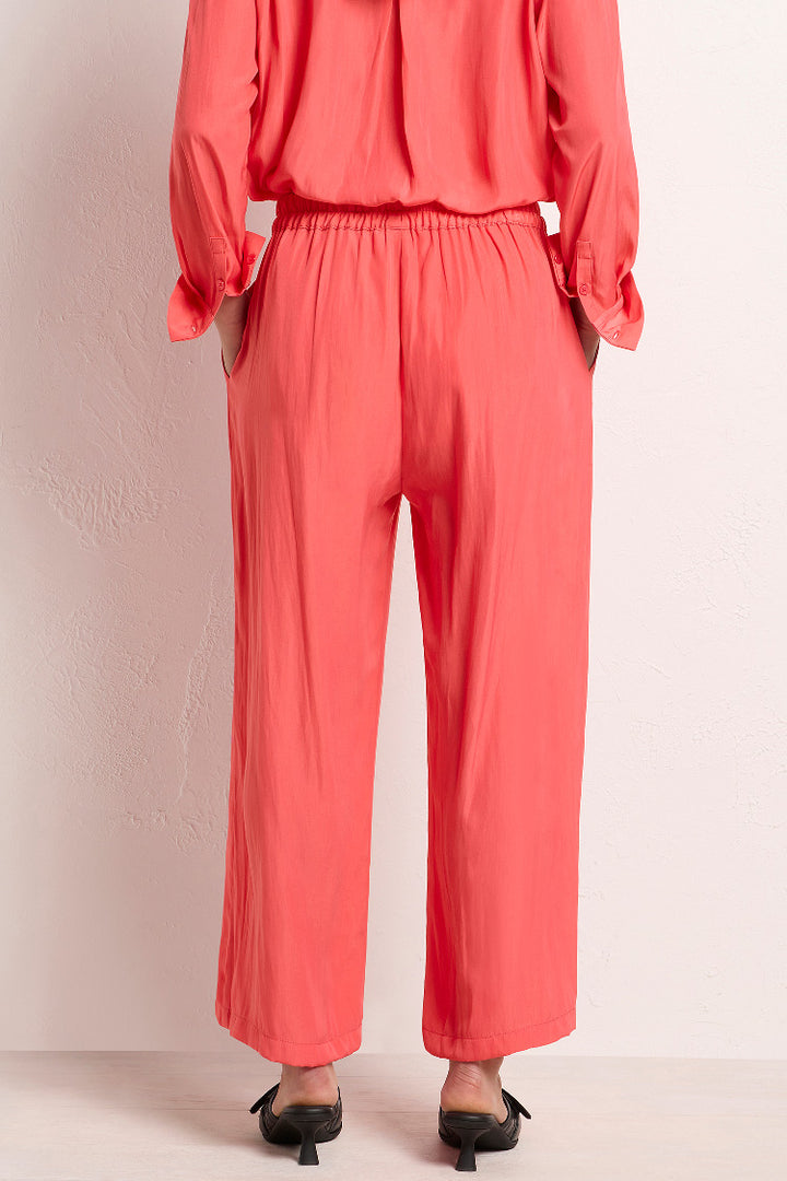 Pace Pant in Grapefruit