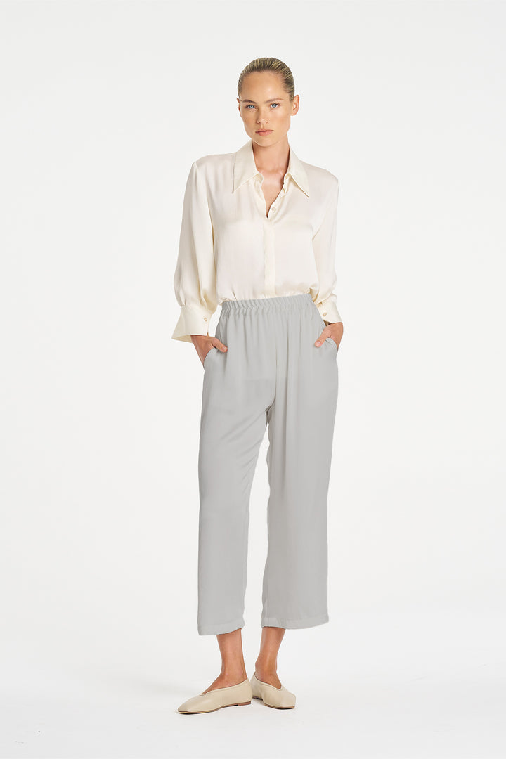 Pace Pant in Dove