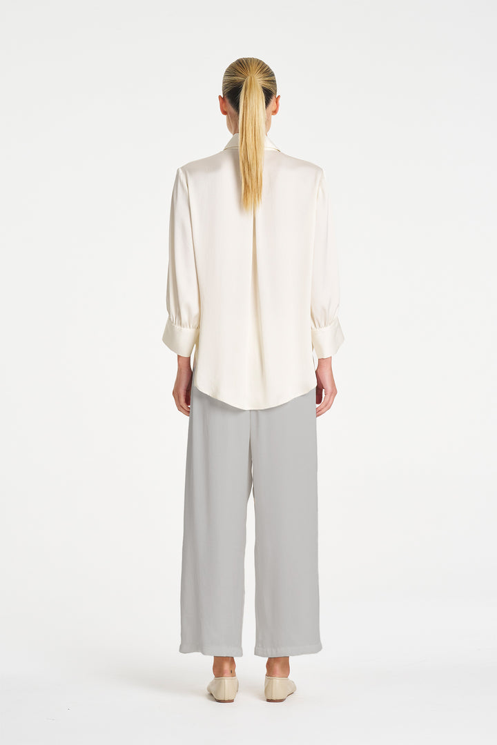 Pace Pant in Dove