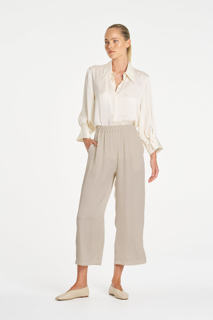 Pace Pant in Hay