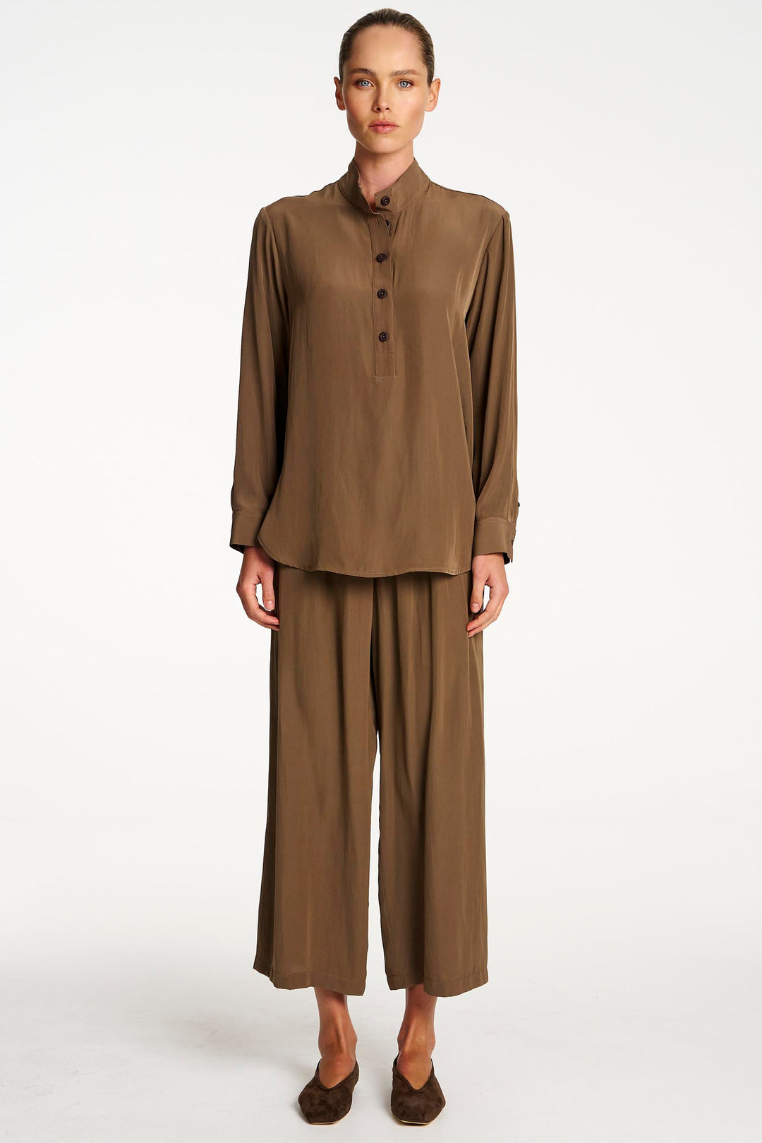 Pace Pant in Chestnut