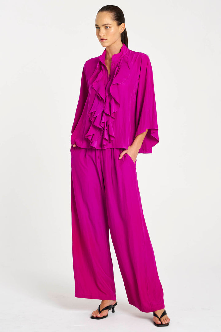 Pace Pant in Magenta