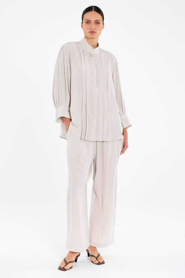 Pace Pant in Oyster