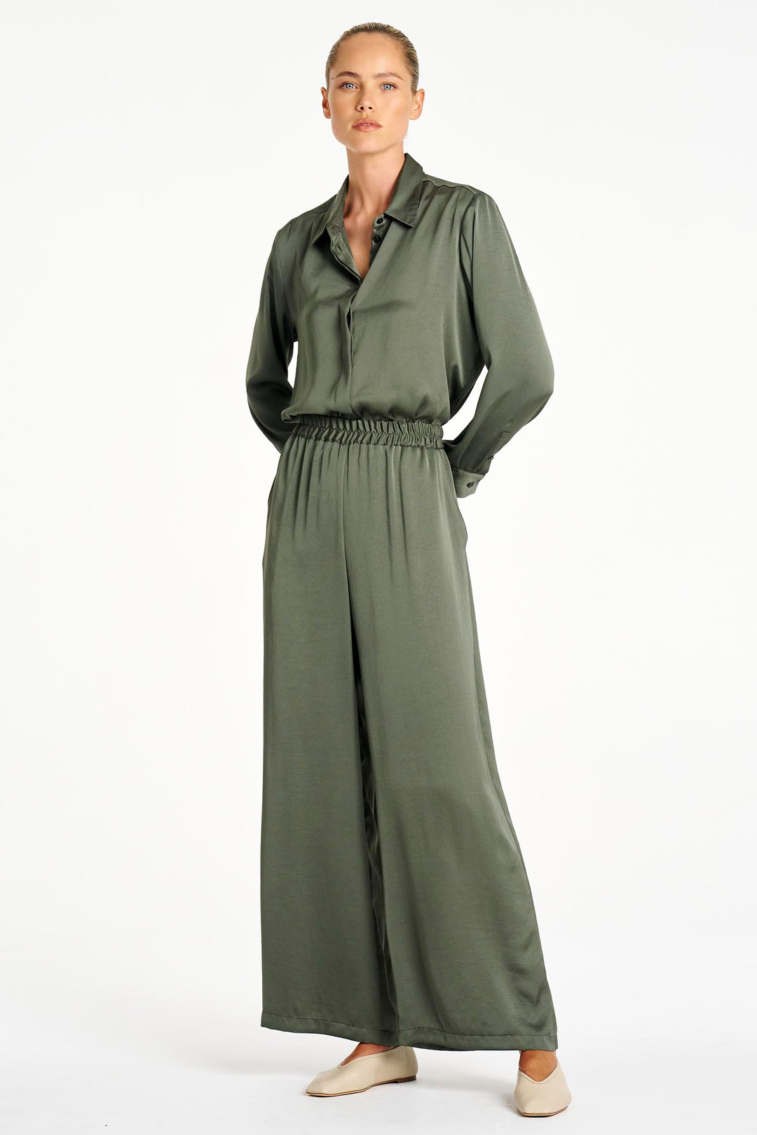 Pace Pant in Sage