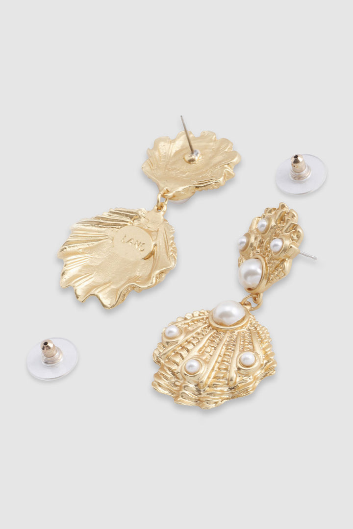 Pacific Shell Earrings in Gold