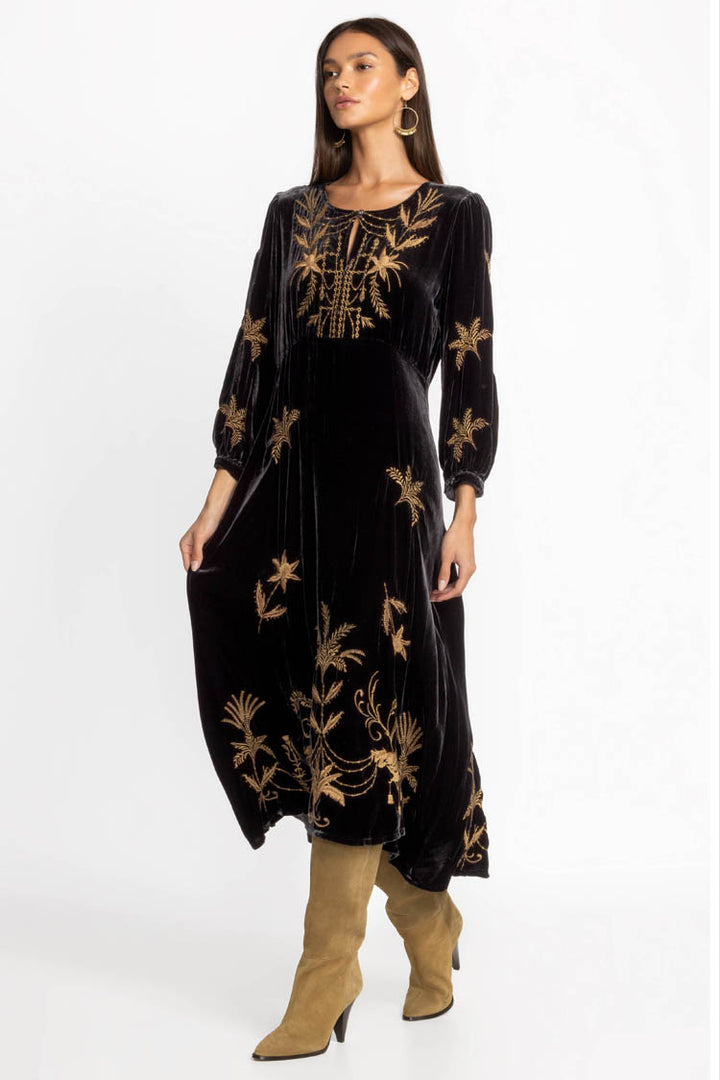 Palmira Velvet Effortless Midi Dress