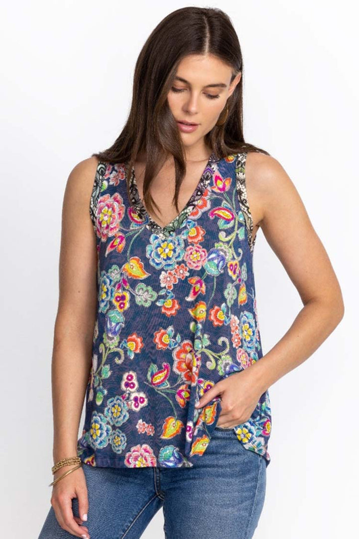 Peppermint V-neck Swing Tank