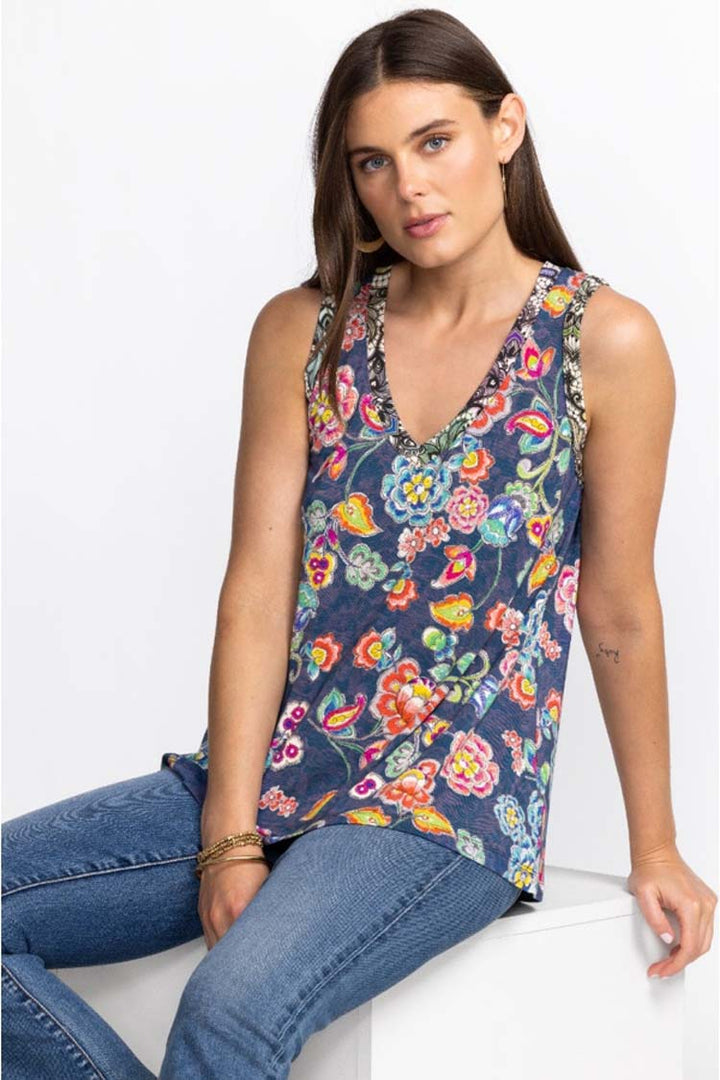 Peppermint V-neck Swing Tank