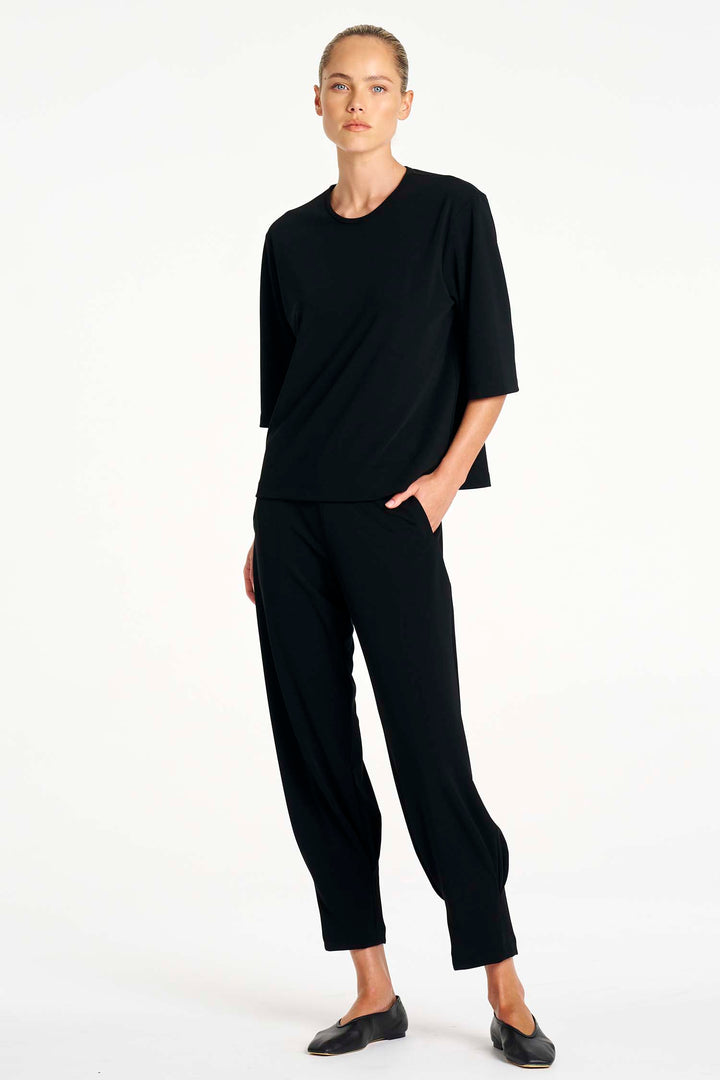 Plaza Crew Top in Black