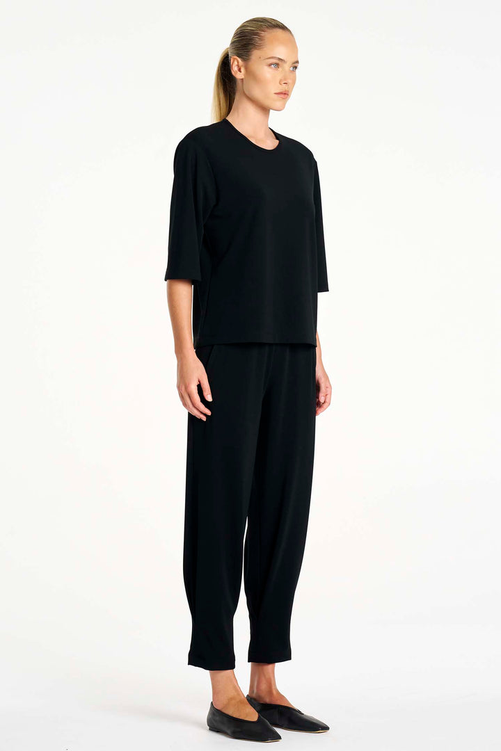 Plaza Crew Top in Black
