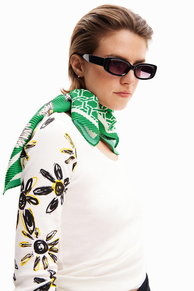 Pleated Daisy Square Scarf