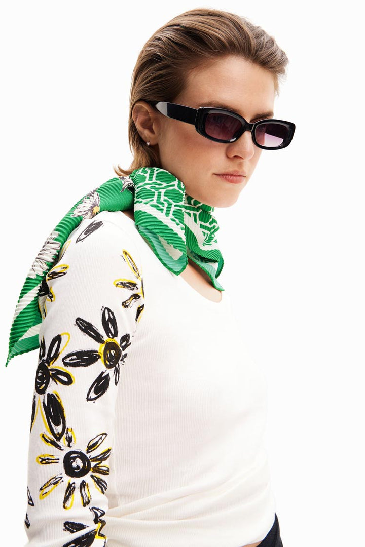 Pleated Daisy Square Scarf