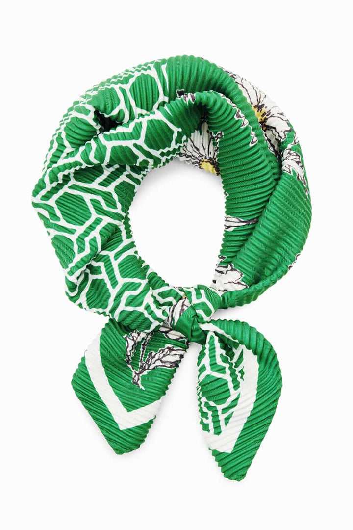 Pleated Daisy Square Scarf