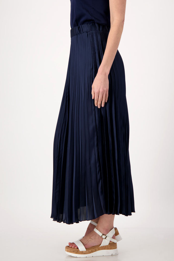 Pleated Maxi Skirt w Elastic Band