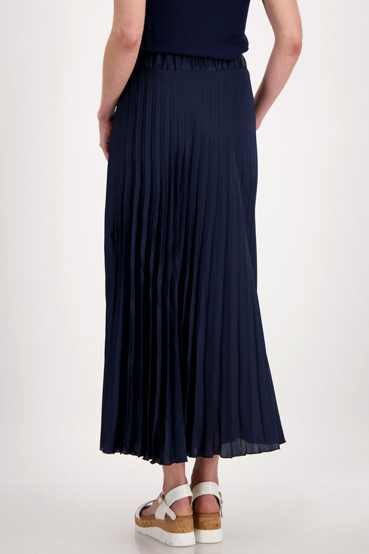 Pleated Maxi Skirt w Elastic Band