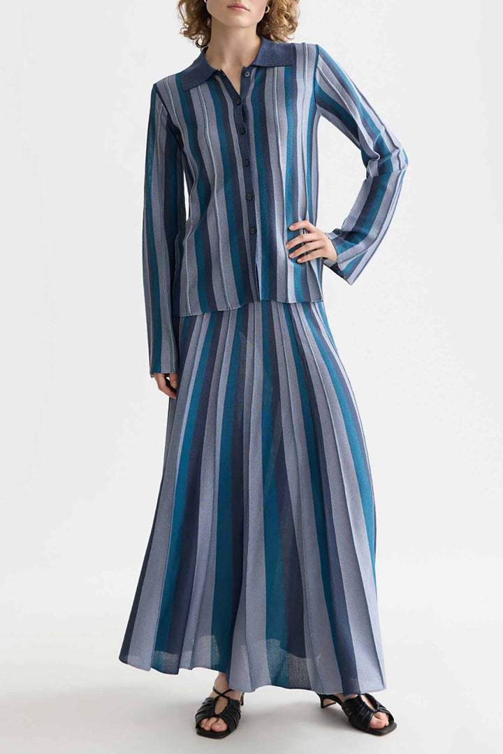 Pleated Collared Cardigan in Carbon