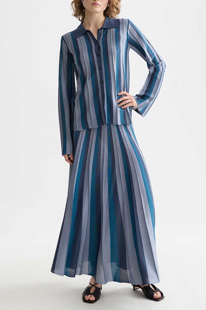 Pleated Knitted Midi Skirt in Carbon
