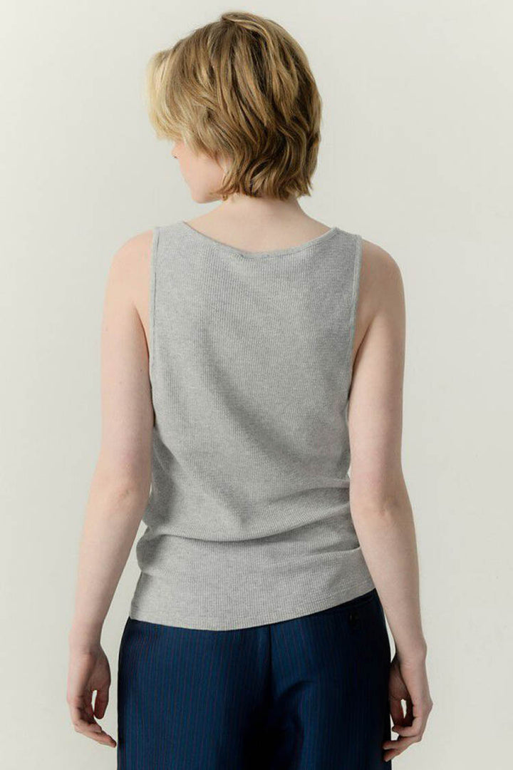 Pumbo U-neck tank in Heaher Grey