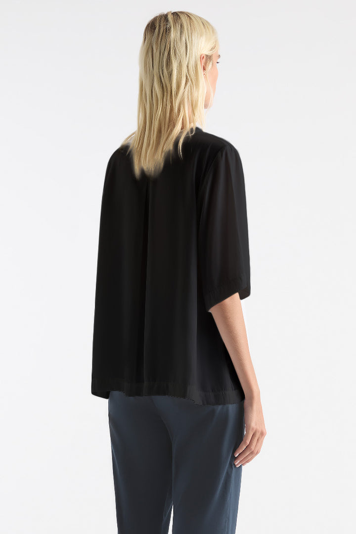 Pocket Plaza T in Black