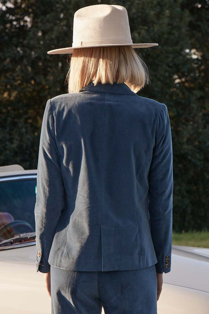 Poise Jacket in Shadow