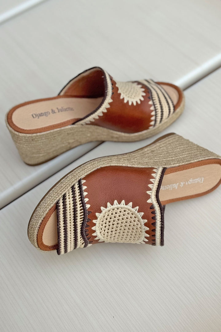 Poppsy Leather Wedges in Tan