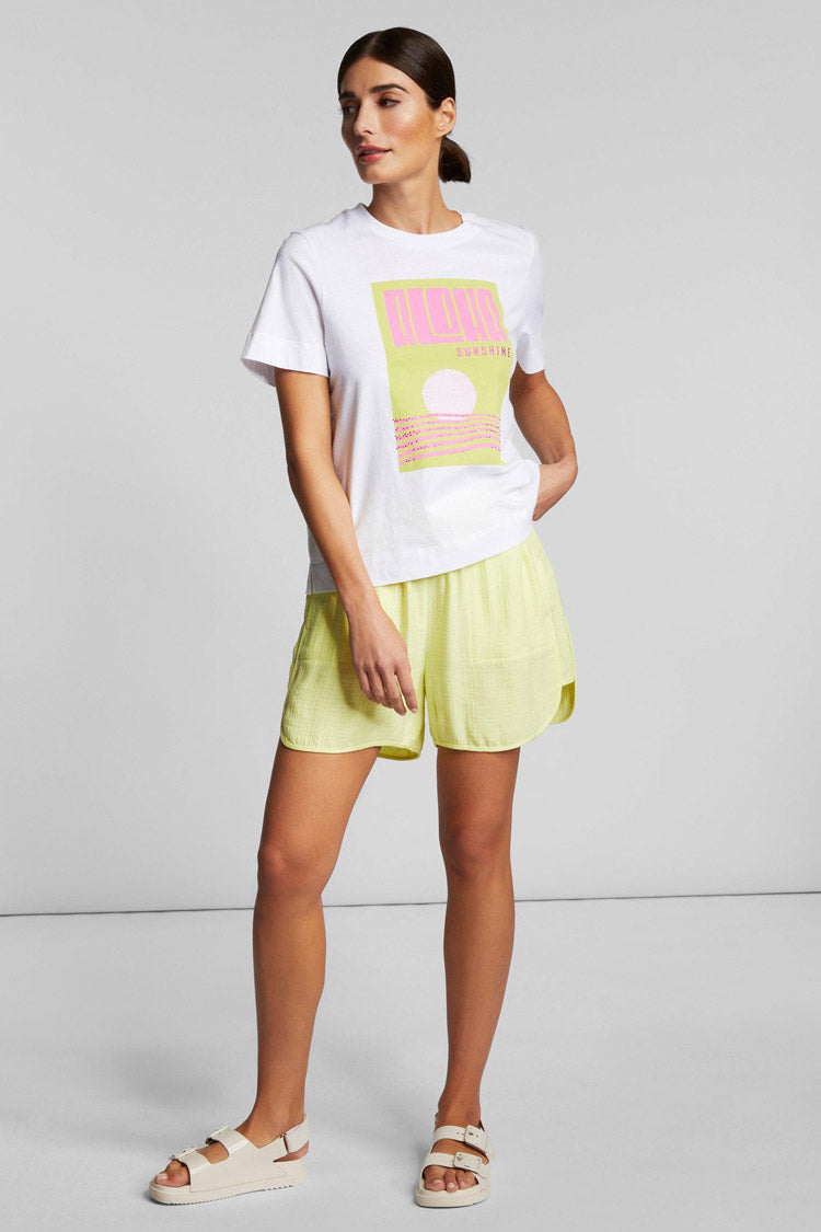 Print Front T-shirt w Rhinestone in White