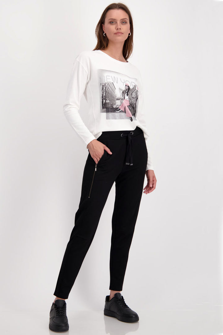 Pull-On Trousers with Zip Pockets