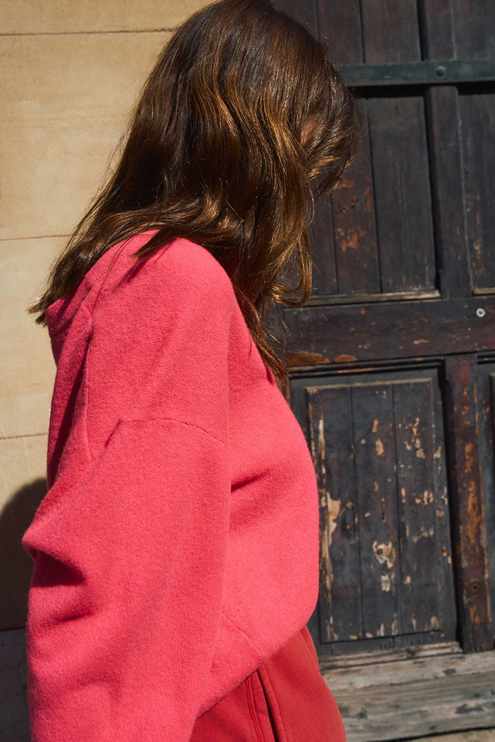 Raxow V-Neck LS Sweater in Fluorescent Hortensia