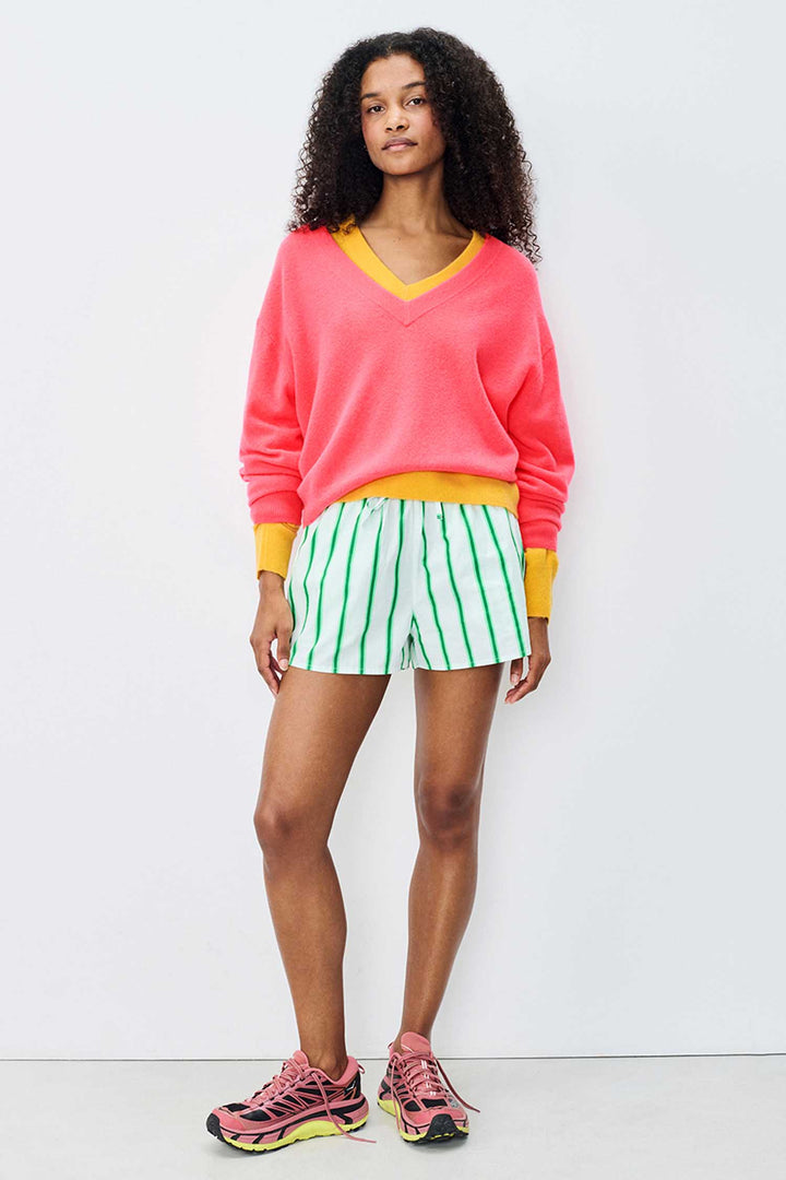 Raxow V-Neck LS Sweater in Fluorescent Hortensia