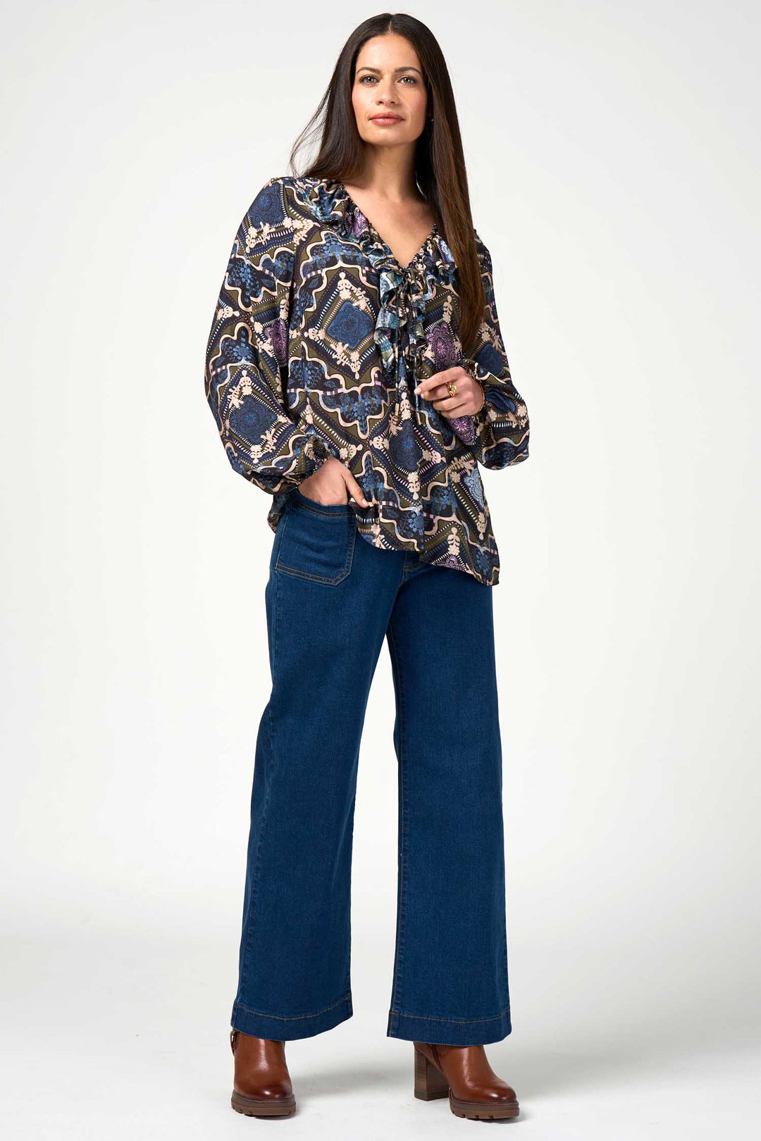 Regalia Blouse in Olive