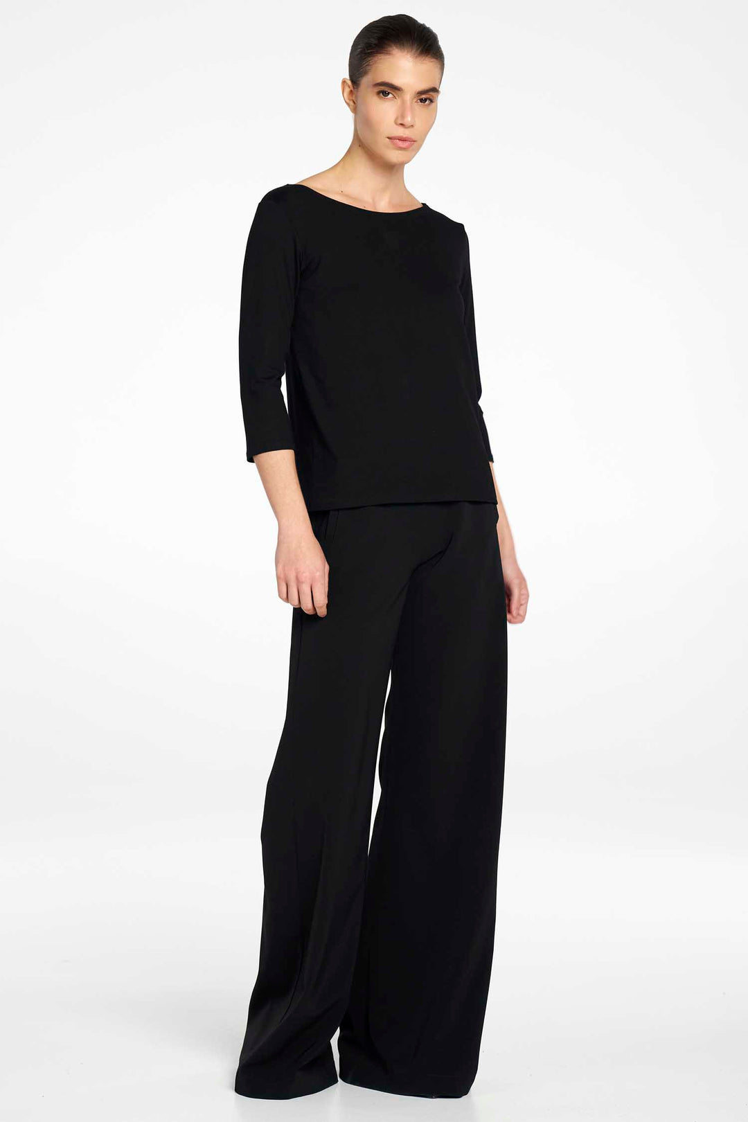 Relaxed Boat Neck in Black