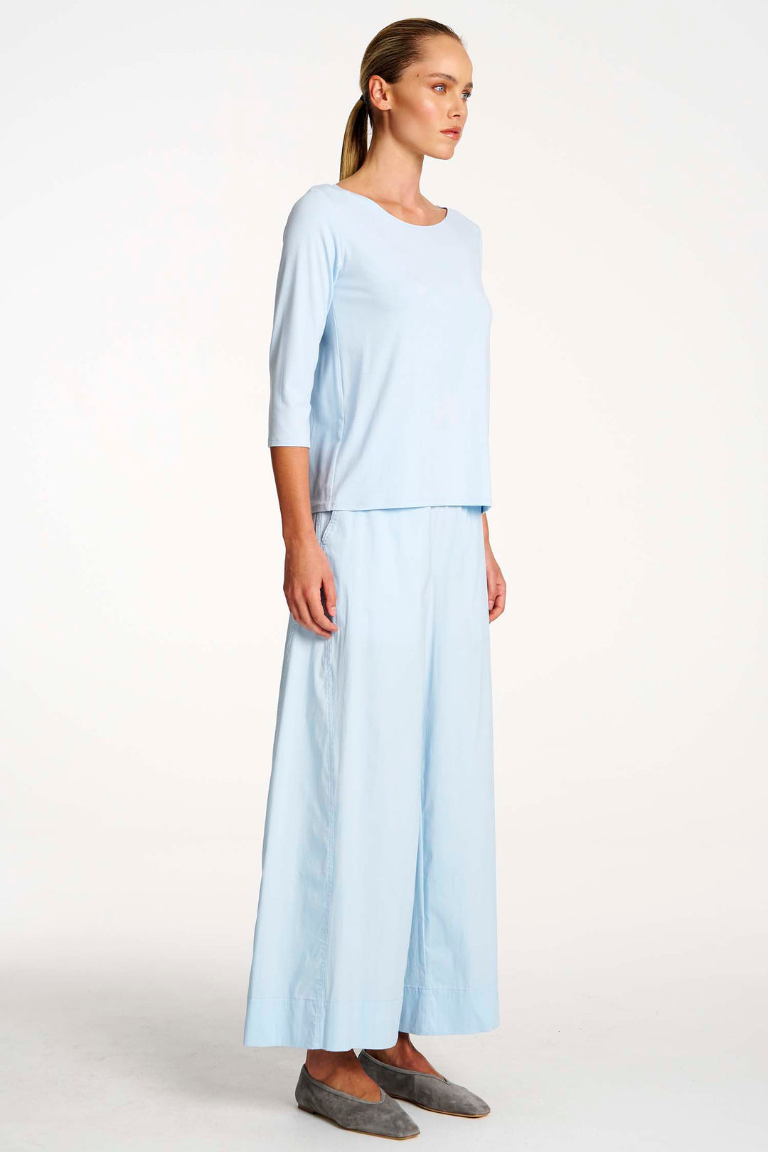 Relaxed Boat Neck in Dream