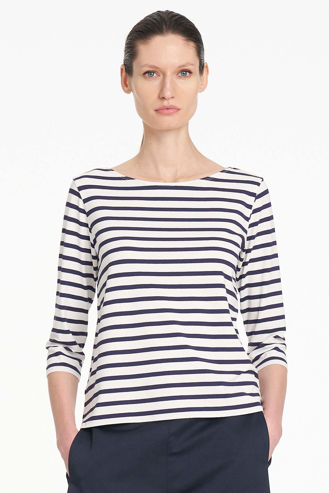 Relaxed Boat Neck in White/Ink