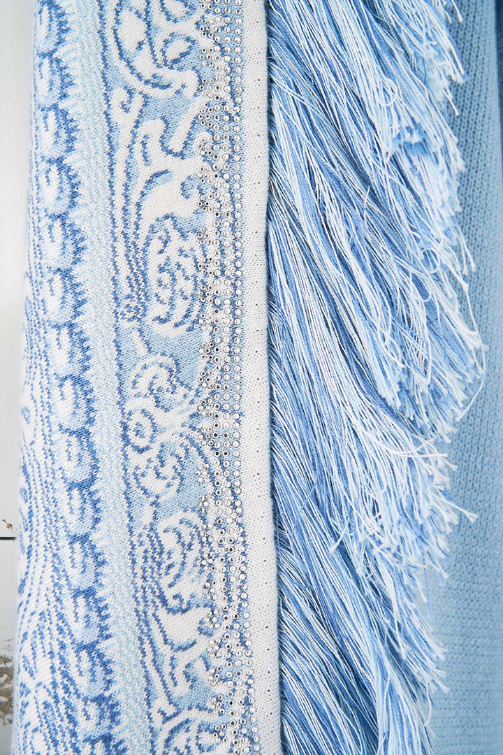 Relaxed Knit Layer in The Hum of the Alhambra